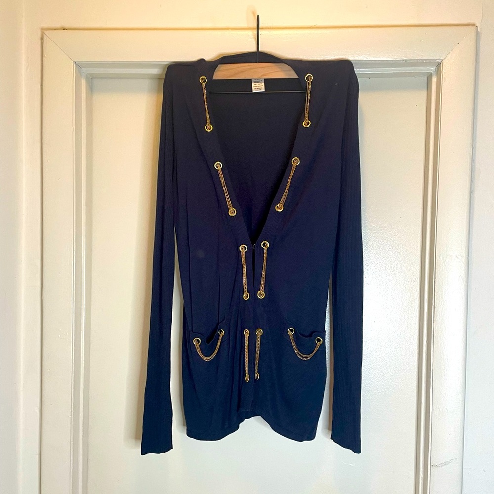 Cache sweater